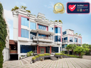 Sahati Hotel
