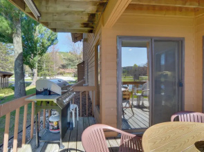 Schuss Mountain Resort Condo: Steps to Golf!