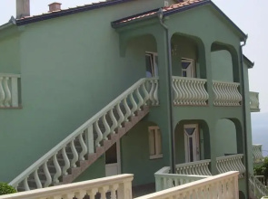 Apartments Larma