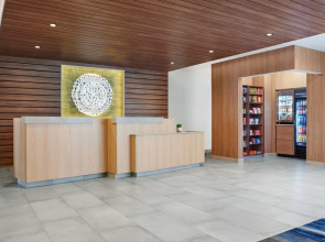 Fairfield Inn & Suites Salmon Arm