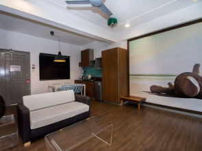 LuxeView Hotel