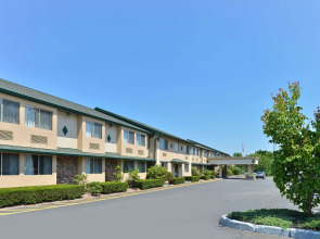 Americas Best Value Inn New Paltz
