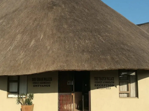 Thatch Palace Lodge