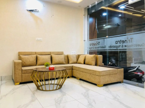 OYO Home 84603 Trinetra Guest House