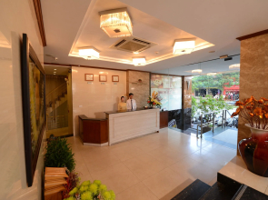 Sunset Westlake Hanoi Hotel