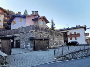 Casa Aprica n 5 a 50 m dalle piste WiFi box auto