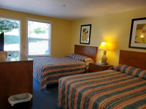 Geneva Hotel & Tiki Bar