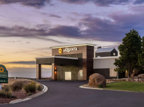 La Quinta Inn & Suites by Wyndham Santa Rosa
