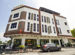 OYO 89683 GM Holiday Hotel Permai Jaya