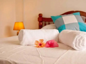 Manivelle Self Catering