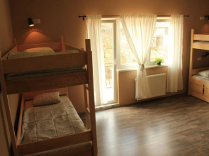 Falling Lakes Hostel