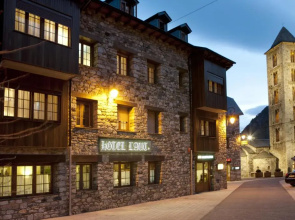 Hotel L'aüt