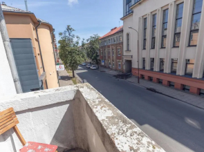 Modern 2-room flat in the city center