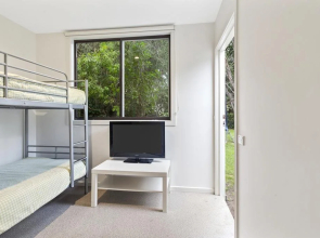 Rest @ Rye Beach House