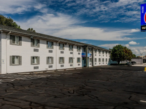 Motel 6 Wichita, KS