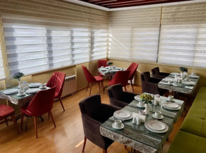 Отель Clover Hotel Baku