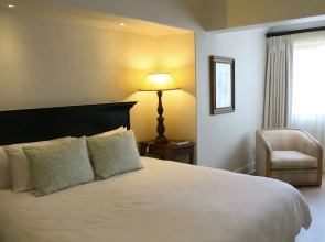 Sheppard Boutique Hotel