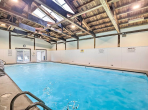 Mountain Condo w/ Views: Near Hiking & Biking!
