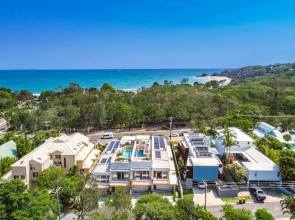 Your Luxury Escape - Driftwood Three