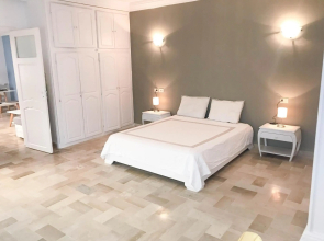 Cosy apartment @ La marsa Corniche-Beach