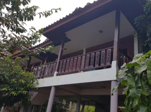 Haad Yao Over Bay Resort