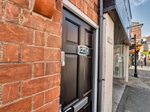 Host Stay Taylor Bennett Apartment