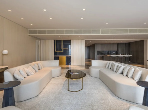Maison Privee - Five Palm Villa