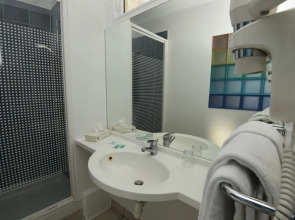 Adonis Sacré Cœur Hôtel Roma