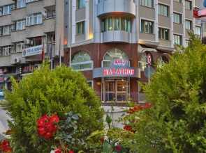 Marathon Hotel
