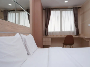 Best Homey Studio at The Oasis Apartment