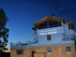 Hotel Iru-Bide