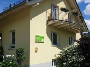 Holiday Apartment in the Rose Garden
