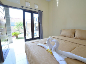 Flagship 91237 Ratu Guest House