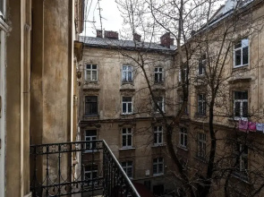 Leosphere Hostel