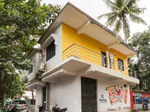 OYO Flagship 49710 Red Rose Guest House