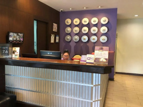 Sawasdee Hotel @ Sukhumvit Soi 8