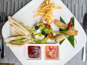 White Rabbit Hostel - Adults Only