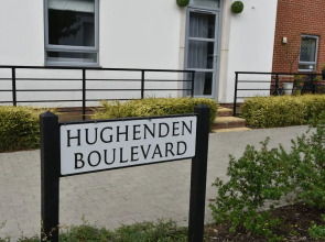 Hughenden Garden Luxury Apartment