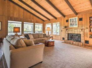 Calm Groveland Cabin - Near Pine Mountain Lake!