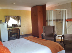 Acre of Africa Guest Venue