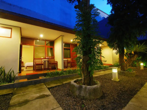 Yulia Beach Inn Kuta