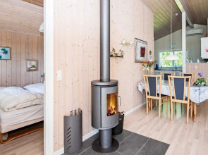 6 Person Holiday Home in Tarm