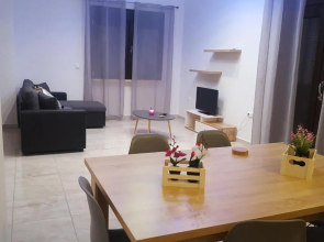 Tom's House
