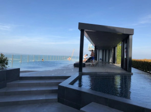 The Base Central Pattaya by Minsu