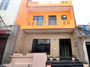 OYO 15127 Pryag Guest House