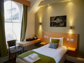 The Great Western Hotel