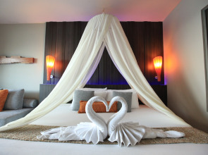 Kalima Resort & Spa, Phuket