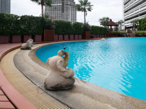 Отель Centre Point Silom