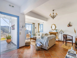 Villa Avaton With Magnificent sea View and Skopelos Town