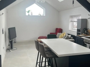 Seaside Escape Cottage in Paignton